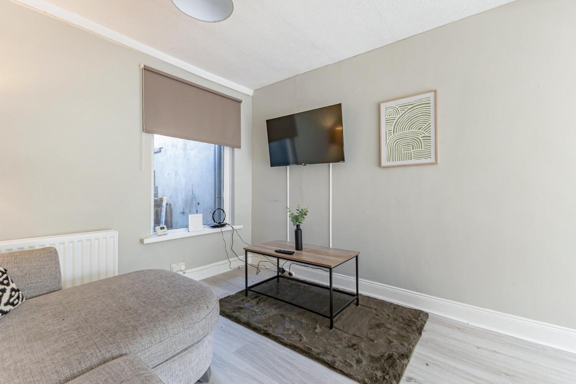 Snug Central Belfast Home, 2 Minutes From Ormeau Park! Extérieur photo